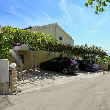 Apartman Andjelka-6 By Interhome Trogir